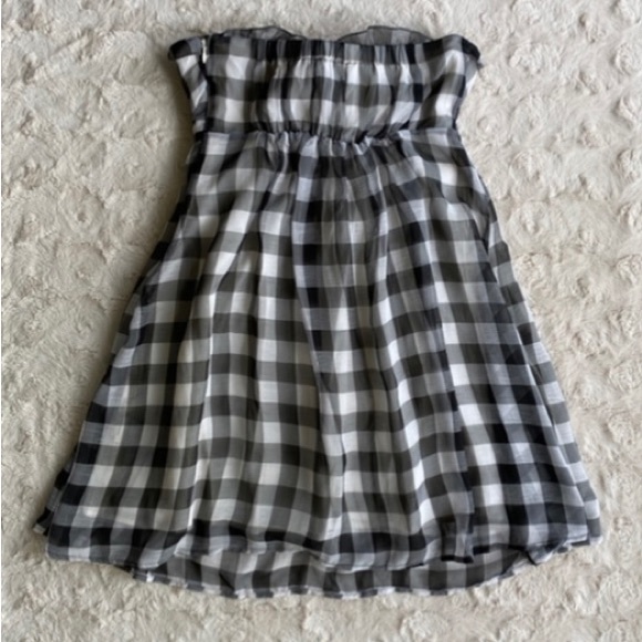 {SOLD} GUESS Gingham Strapless Dress Black & White - Picture 10 of 11